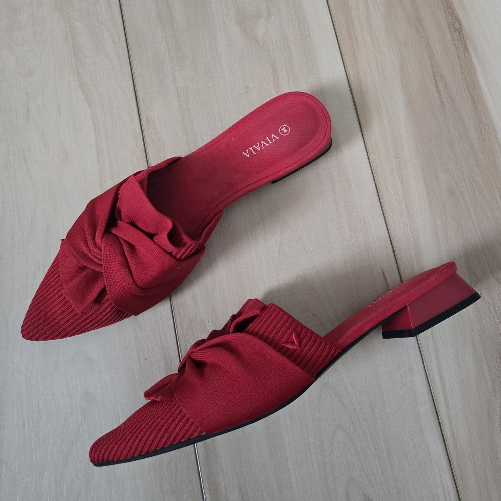 Vivaia Pointed-Toe Knot Sandals (Yaffa) - Picture 7 of 12